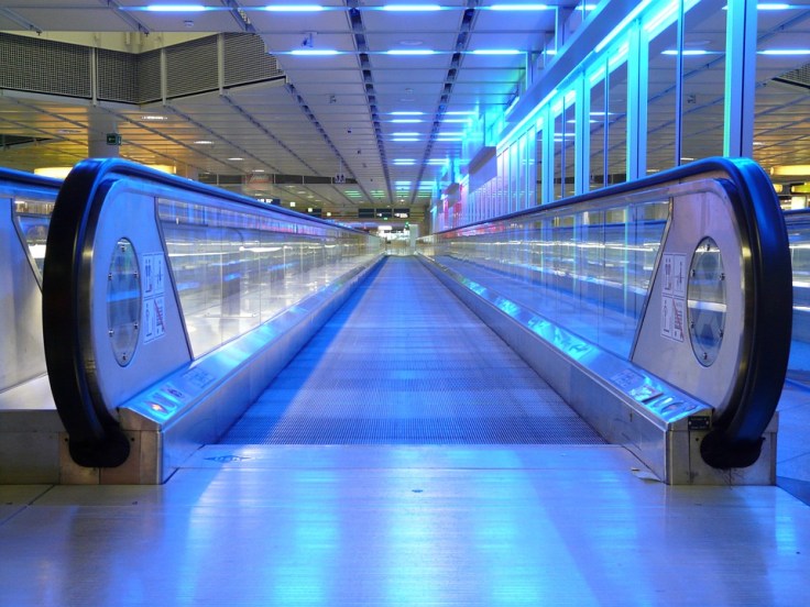 travelator.jpg