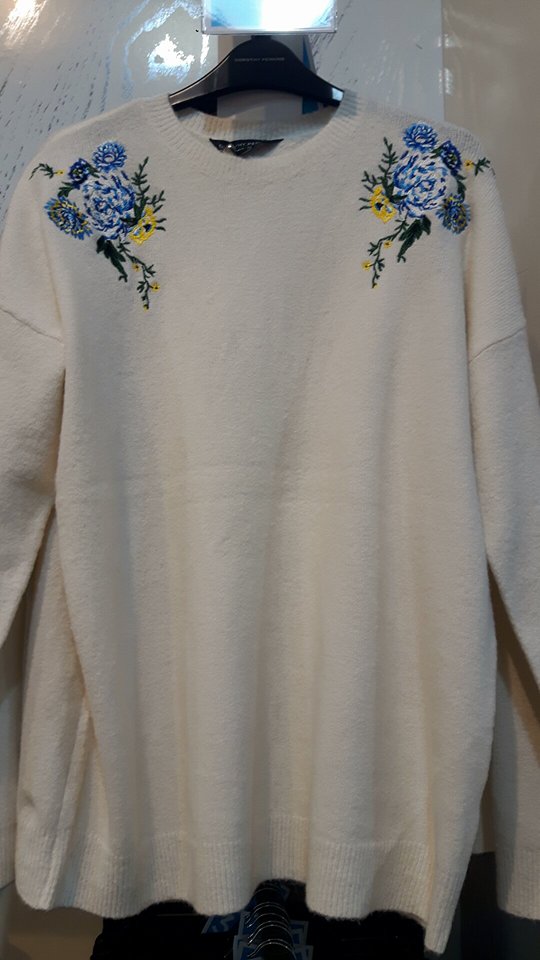 dp cream floral jumper
