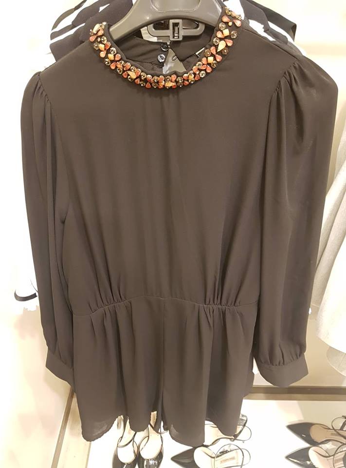 black ring collar.jpg